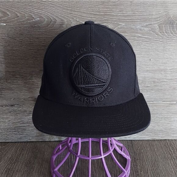 Mens Mitchell & Ness NBA Golden State Warriors Blacked Out Snapback Hat - Picture 1 of 6